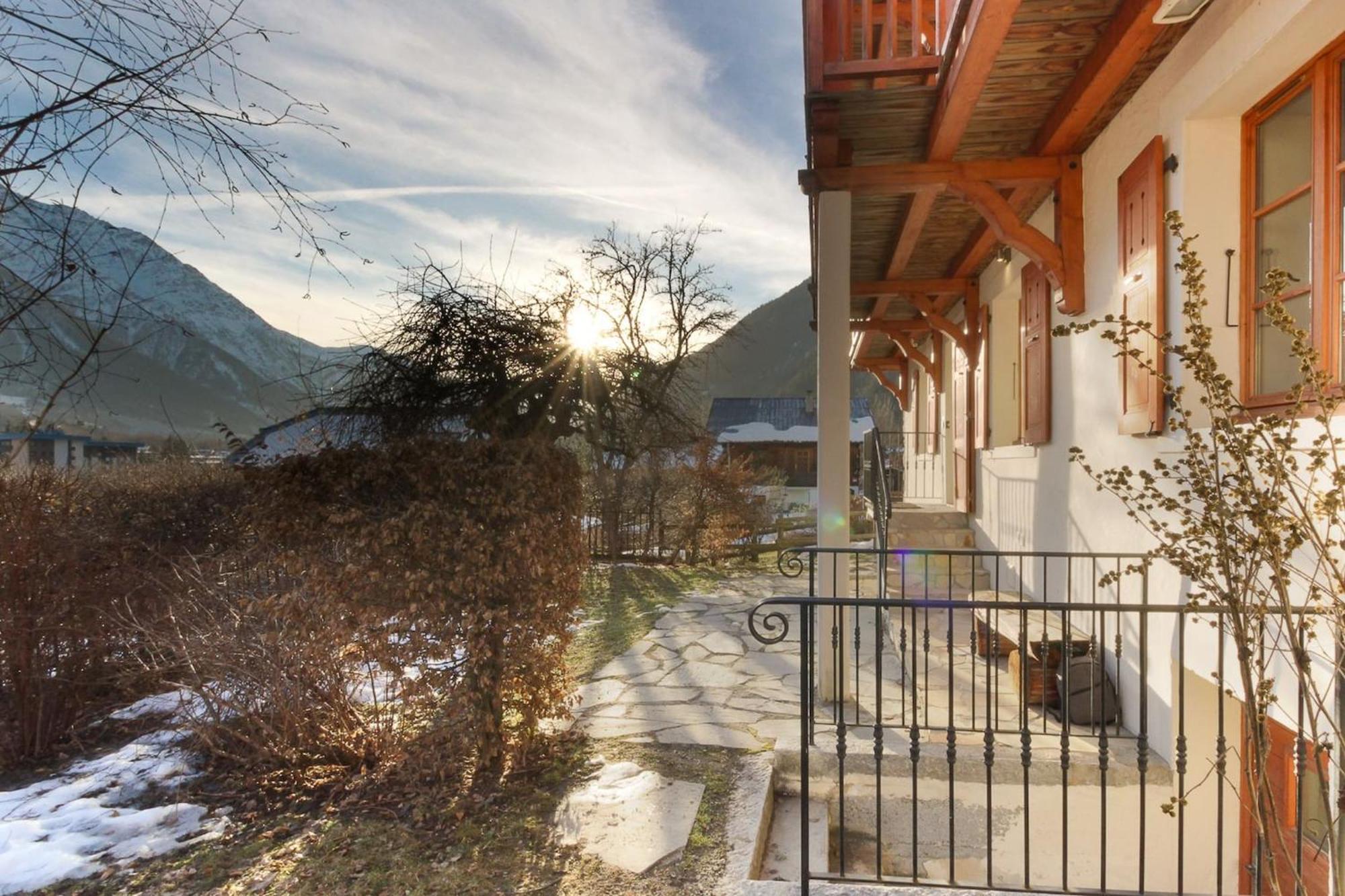 Les Alpins - Centre De Chamonix - Renove Avec Jardin Et Vue Imprenable Sur Le Montblanc Apartment Екстериор снимка